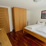 Herbi شقة زيرمات